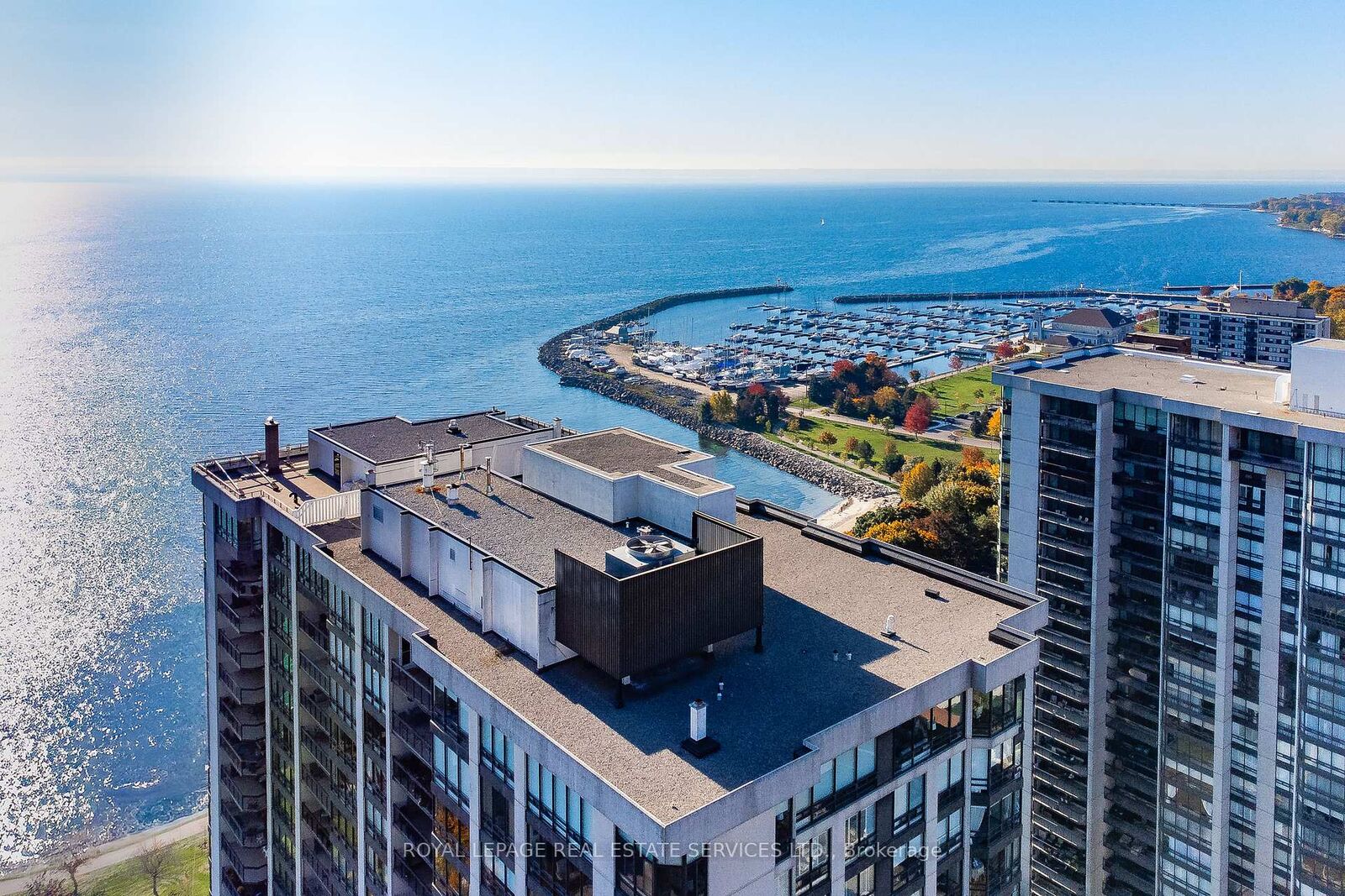 Property Photo: 2170 Marine Drive 1203 ON L6L 5V1