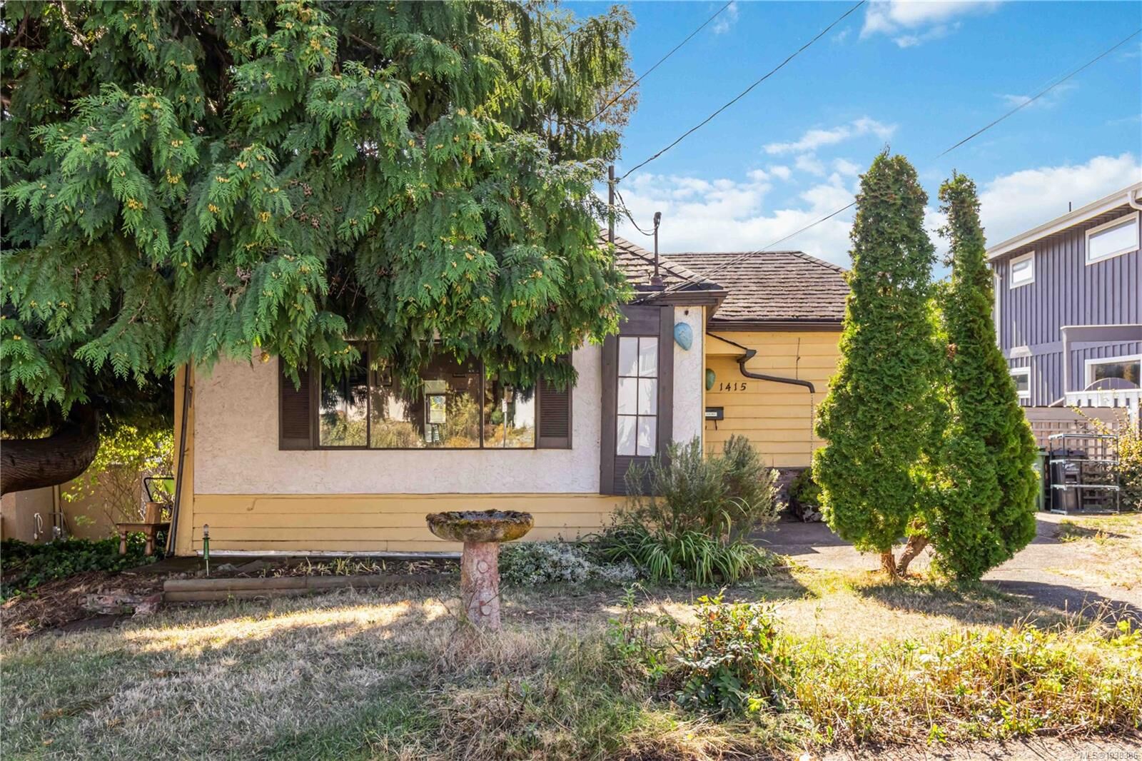 Property Photo: 1415 Lang St BC V8T 2S6