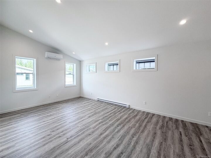 Photo de la propriété:  3025 Royston Rd #32  BC V0R 1S0 