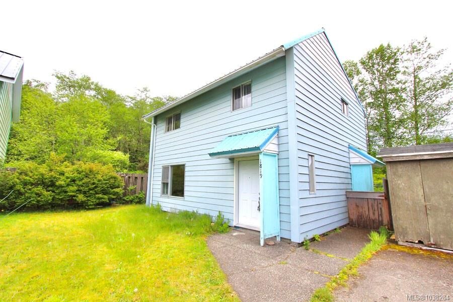 Property Photo: 1819 Cedar Cres BC V0T 1M0