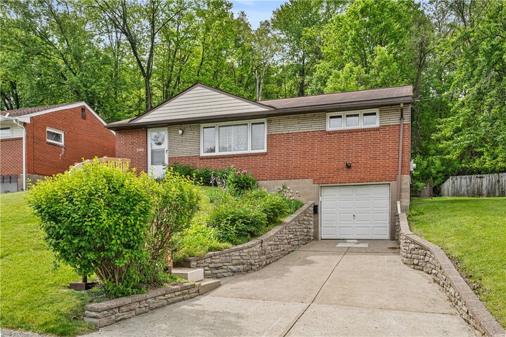 Property Photo:  5393 Overland Trl  PA 15236 