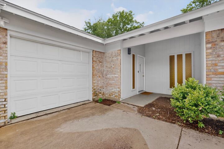Property Photo:  9807 Dallum Drive  TX 78753 