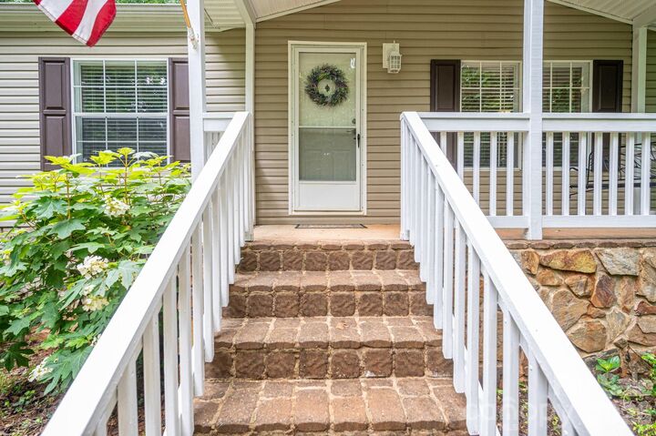 Property Photo:  5043 Pebble Stone Road  NC 28650 