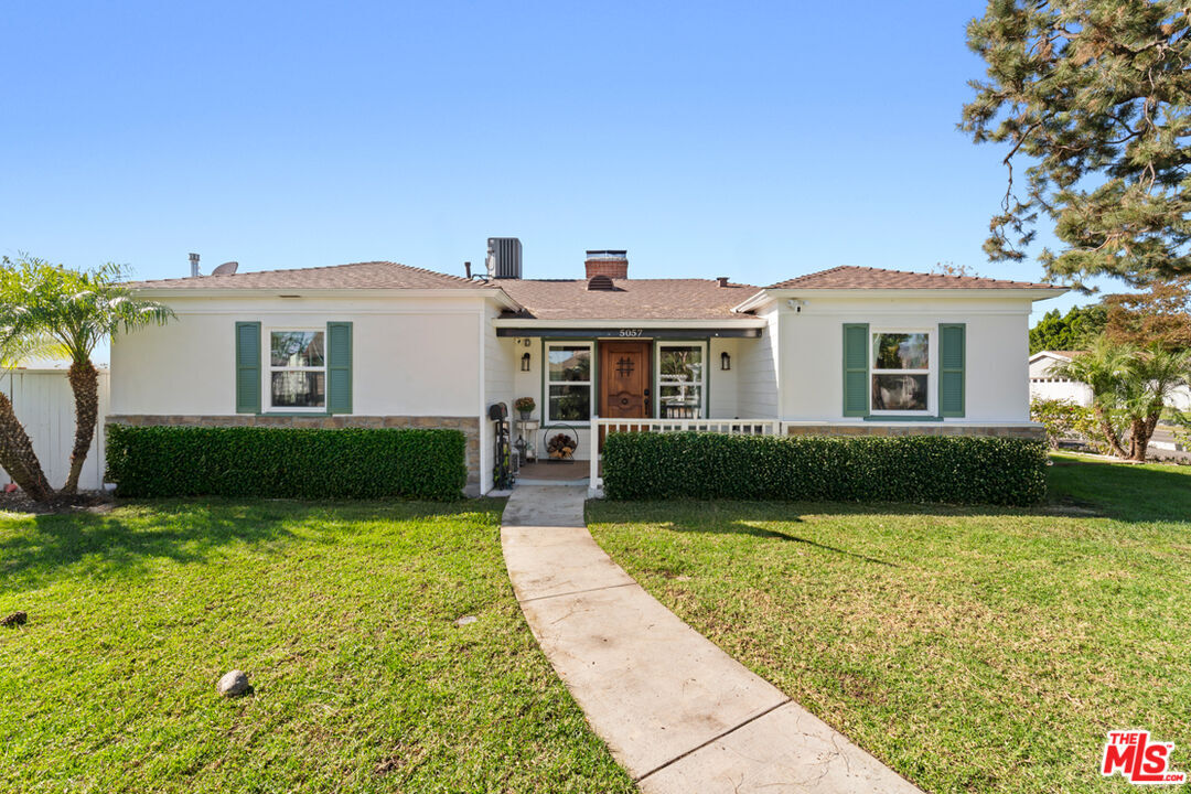 Property Photo: 5057 Biloxi Ave CA 91601