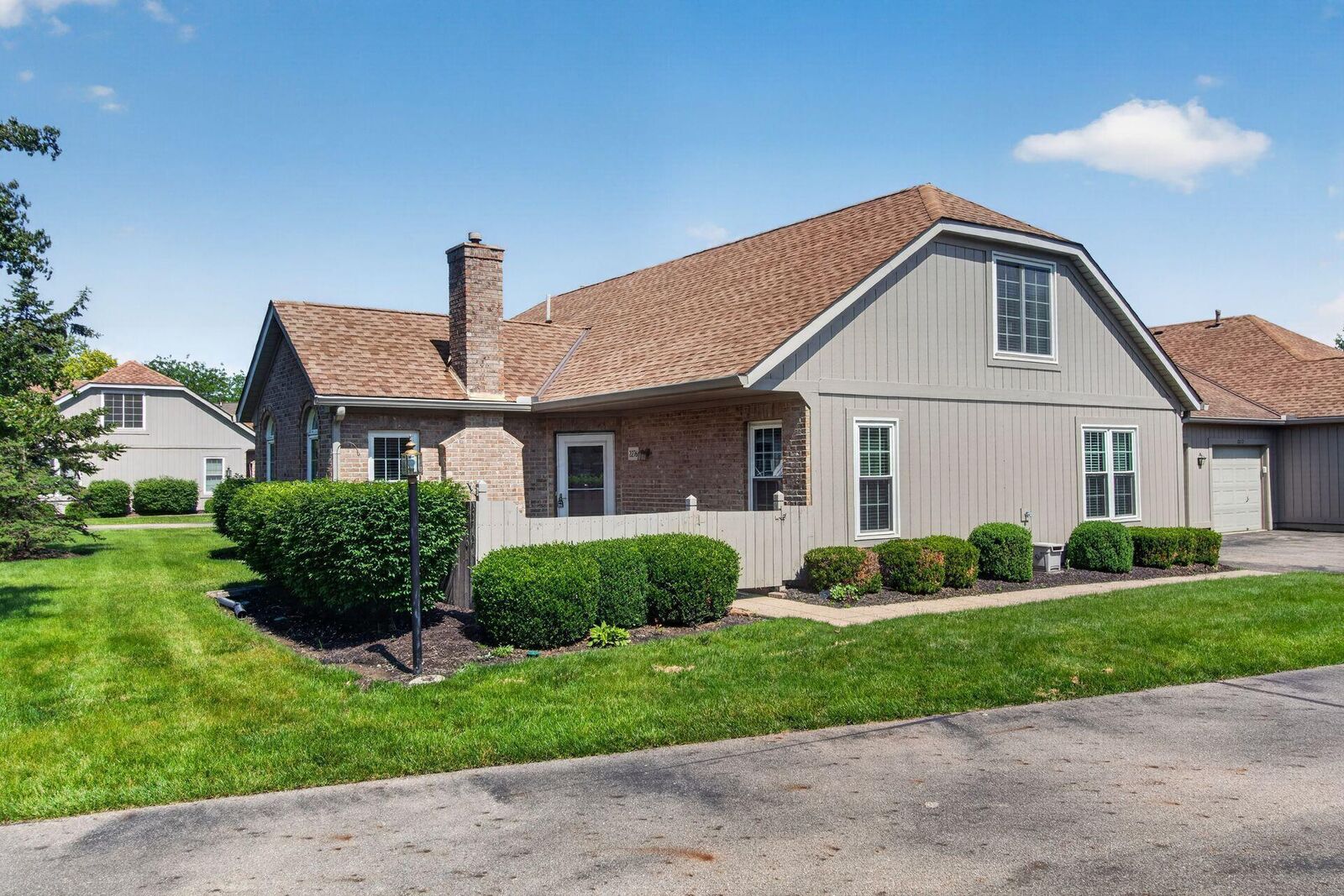 Property Photo:  2276 Willowside Lane  OH 43123 