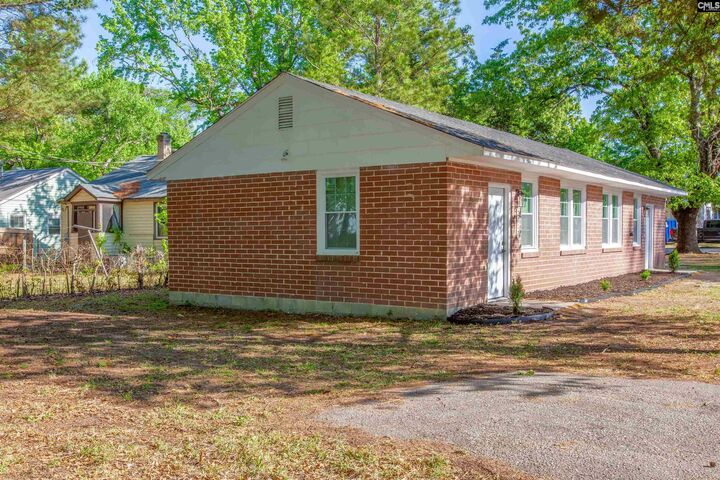 Property Photo:  2119 Mercer  SC 29204 