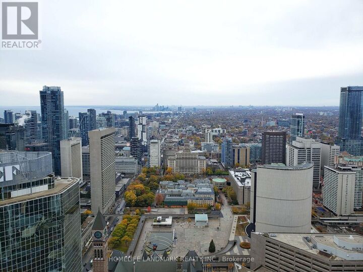 Property Photo:  197 Yonge Street 5312  ON M5B 1M4 
