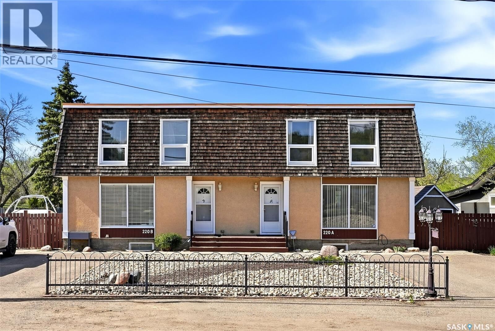 Property Photo:  220 Qu'Appelle Drive W  SK S0G 3C0 