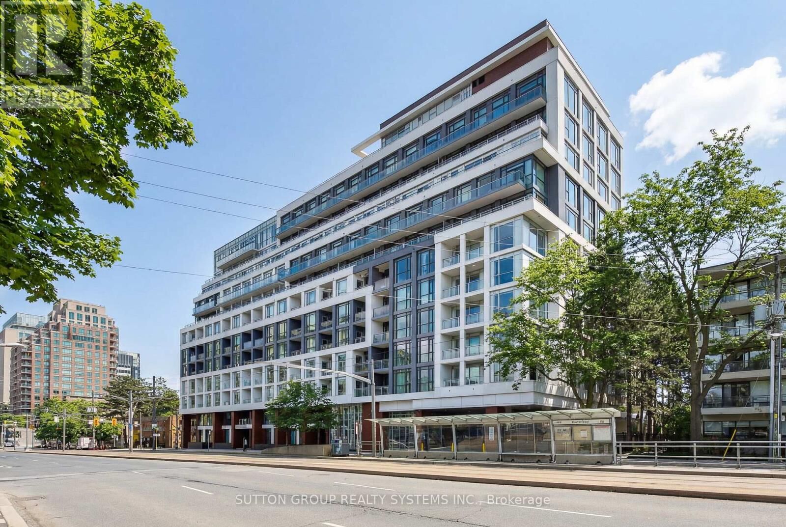 Property Photo:  223 St Clair Avenue West 212  ON M4V 1R3 