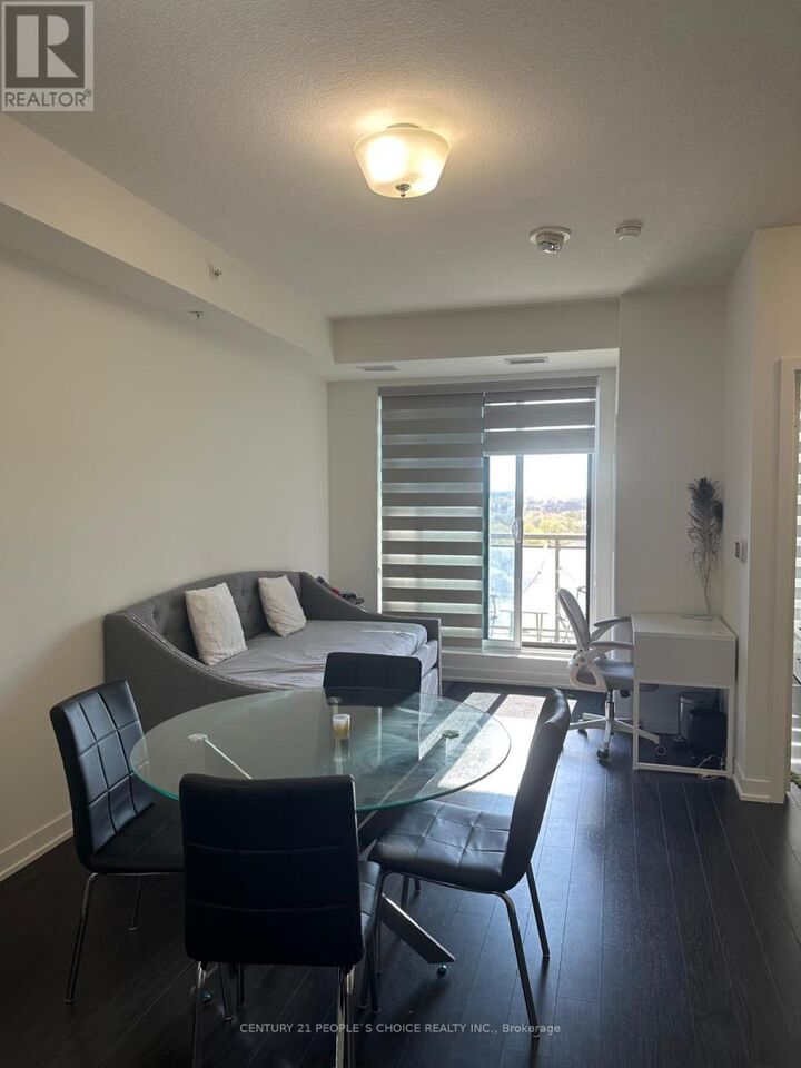 Property Photo:  128 King Street North 1  ON N2J 0E9 
