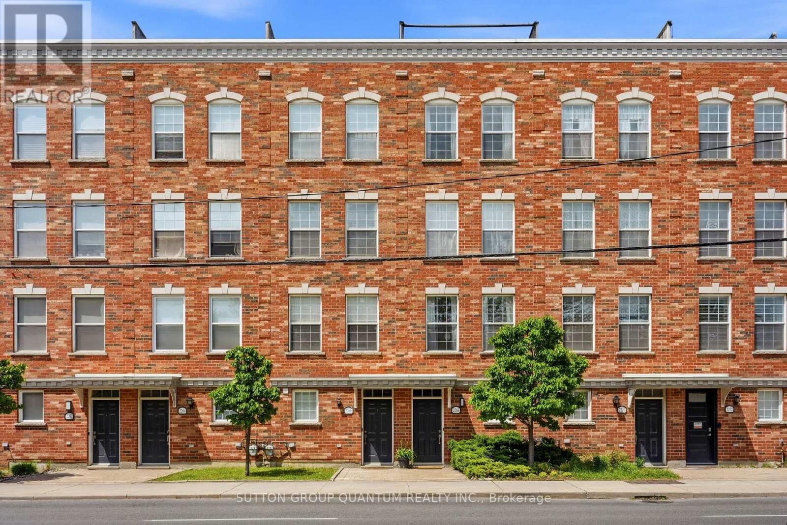 Property Photo:  2268 Gerrard Street East  ON M4E 2E1 