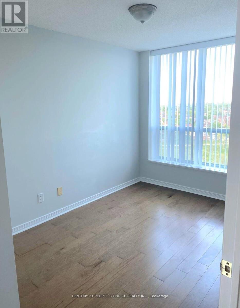 Property Photo:  4889 Kimbermount Avenue 805  ON L5M 7R9 