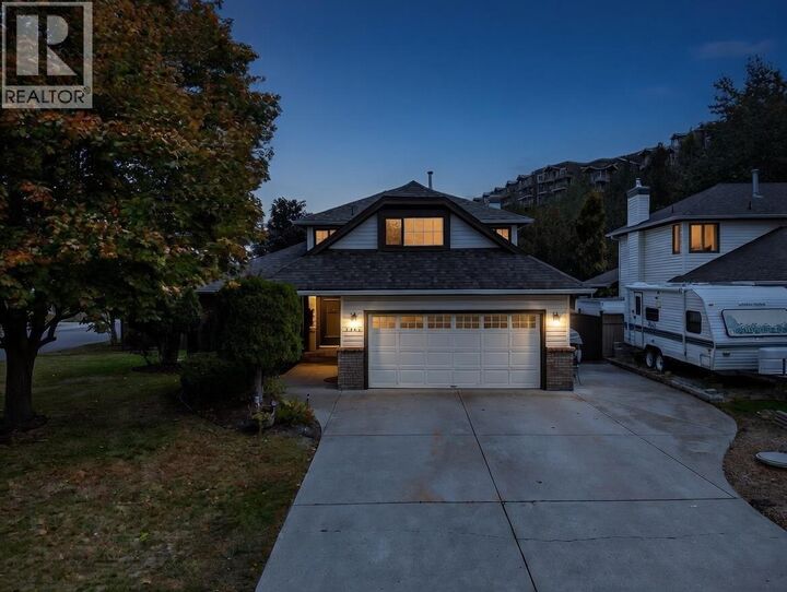 Property Photo: 2904 Fieldstone Court BC V4T 1S9