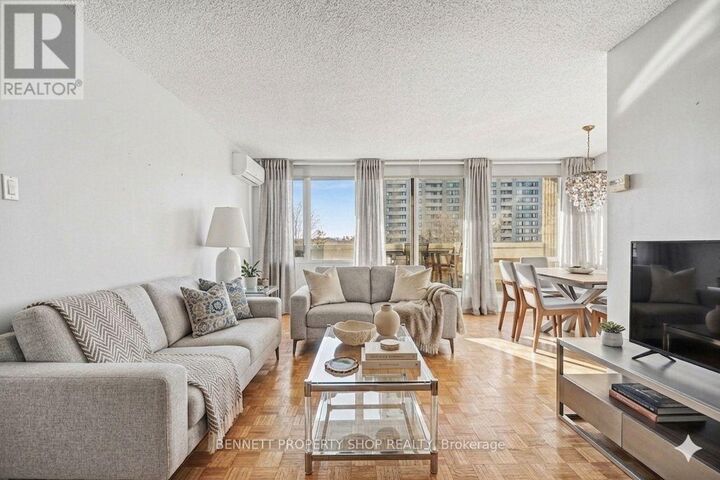 Property Photo:  2625 Regina Street 409  ON K2B 5W8 