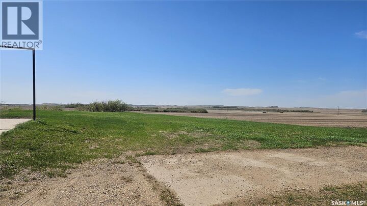 Property Photo:  70 Highway 2  SK S0K 4P0 