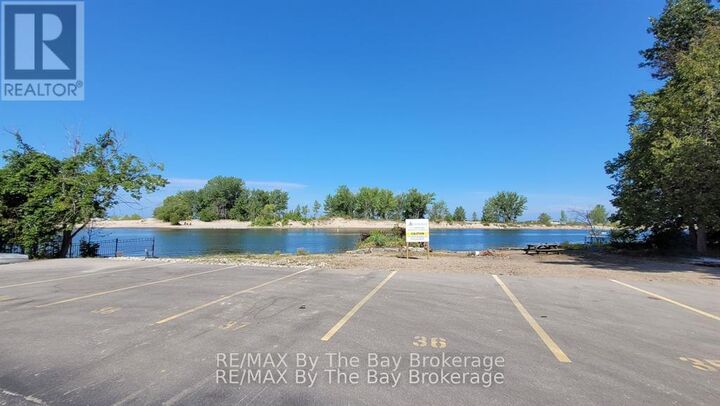 Property Photo:  280 River Road East B12  ON L9Z 2L7 