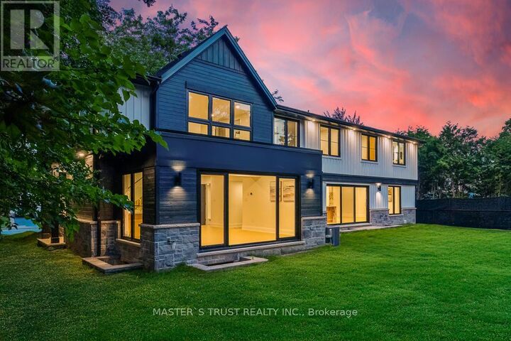 Property Photo: 319 Beechfield Road Unit 1 ON L6J 5H9