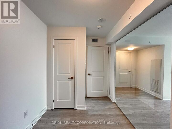 Property Photo:  1010 Sandy Beach Road 706  ON L1W 0C7 