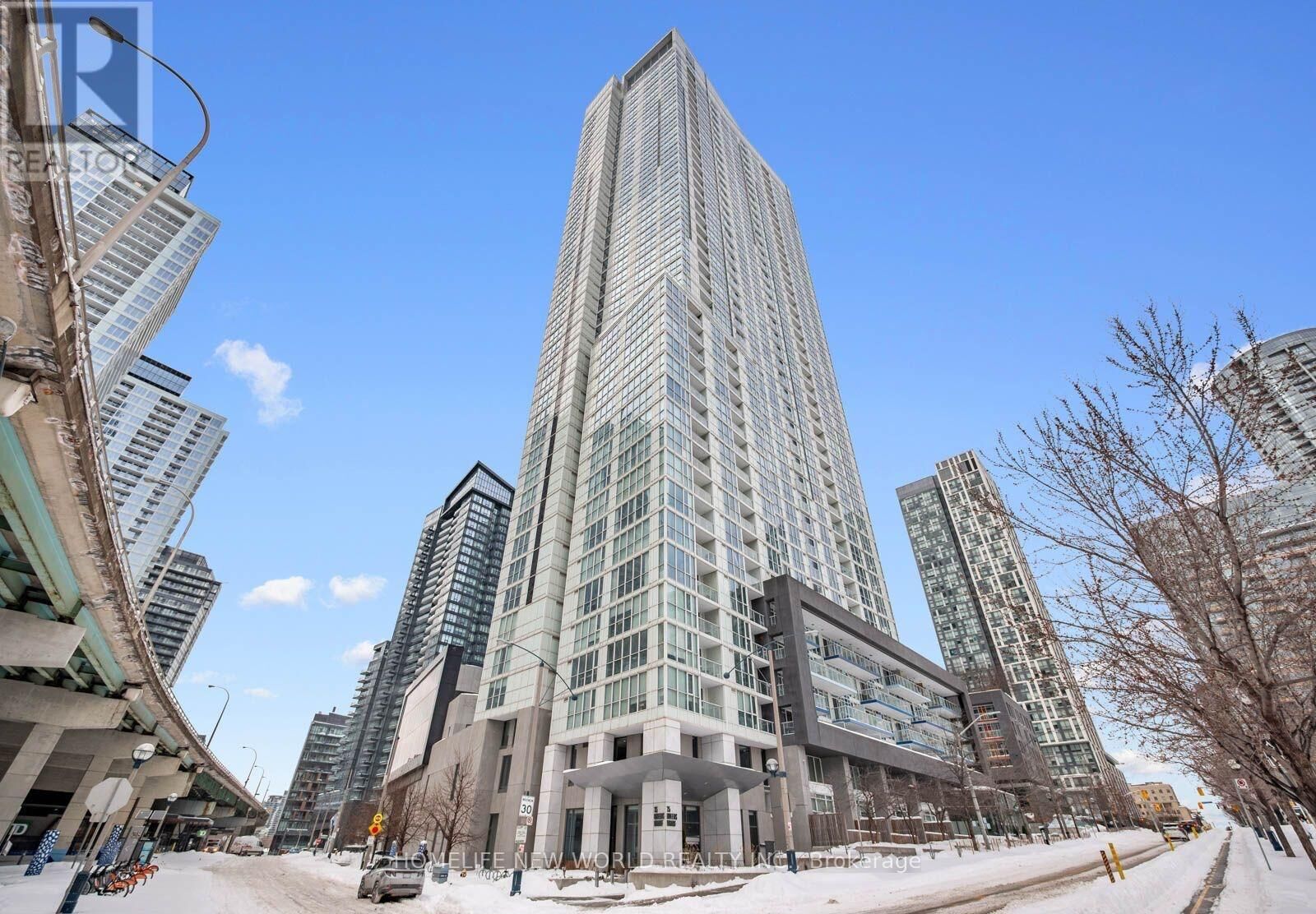 Property Photo: 75 Queens Wharf Road 3611 ON M5V 0J8