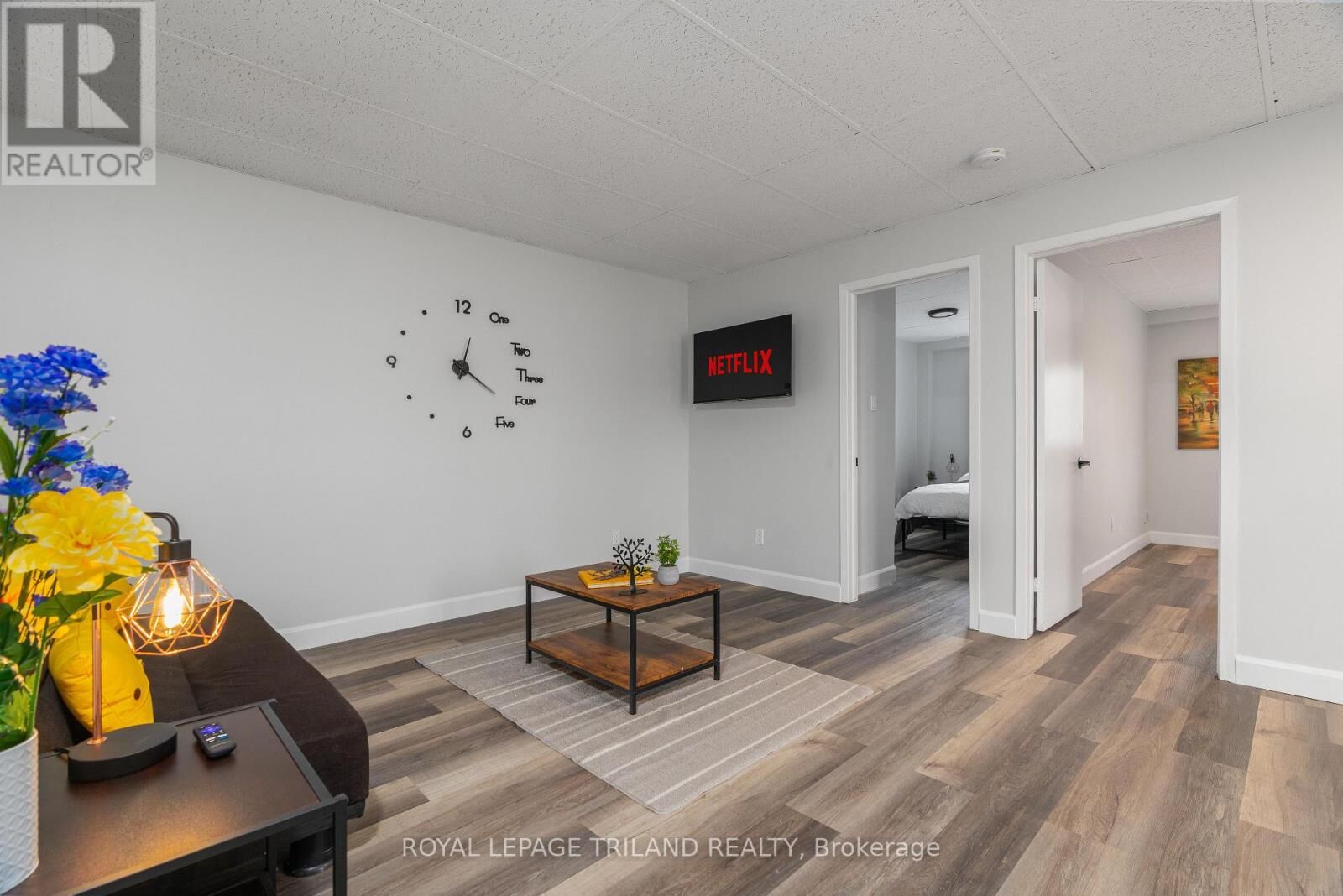 Property Photo: 469 Grey Street 7 ON N6B 1H1