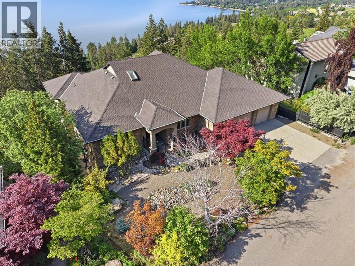 448 Viewcrest Road — photo 1