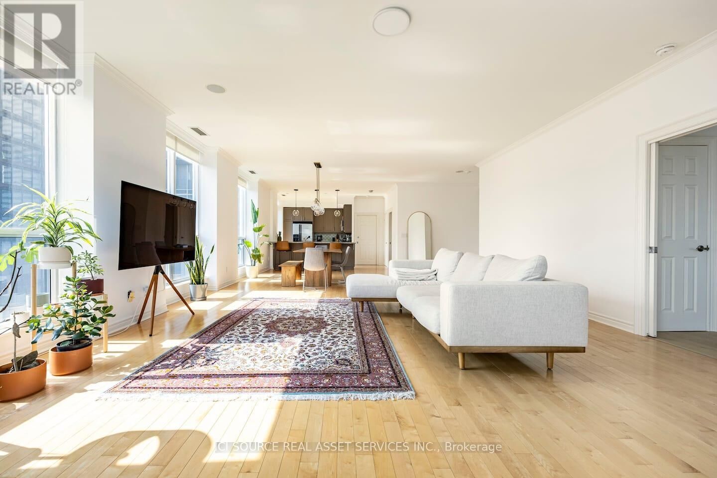 Property Photo: 250 Wellington Street West Ph40 ON M5V 3P6