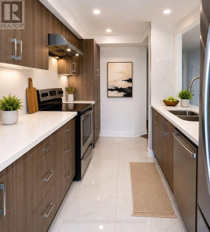 Property Photo:  22 Hanover Road 1510  ON L6S 5K7 