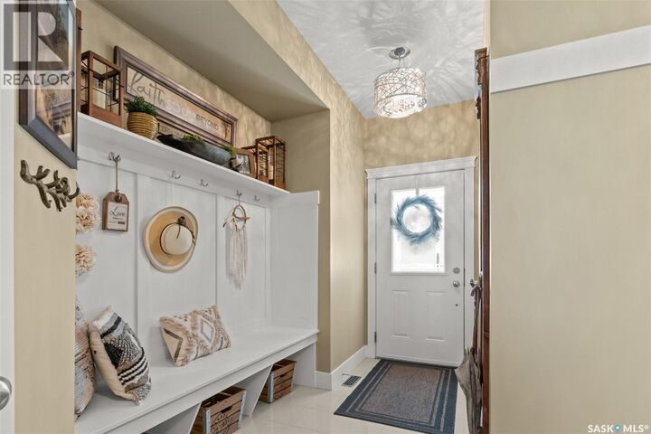 Property Photo:  1 700 Central Street W  SK S0K 0A1 