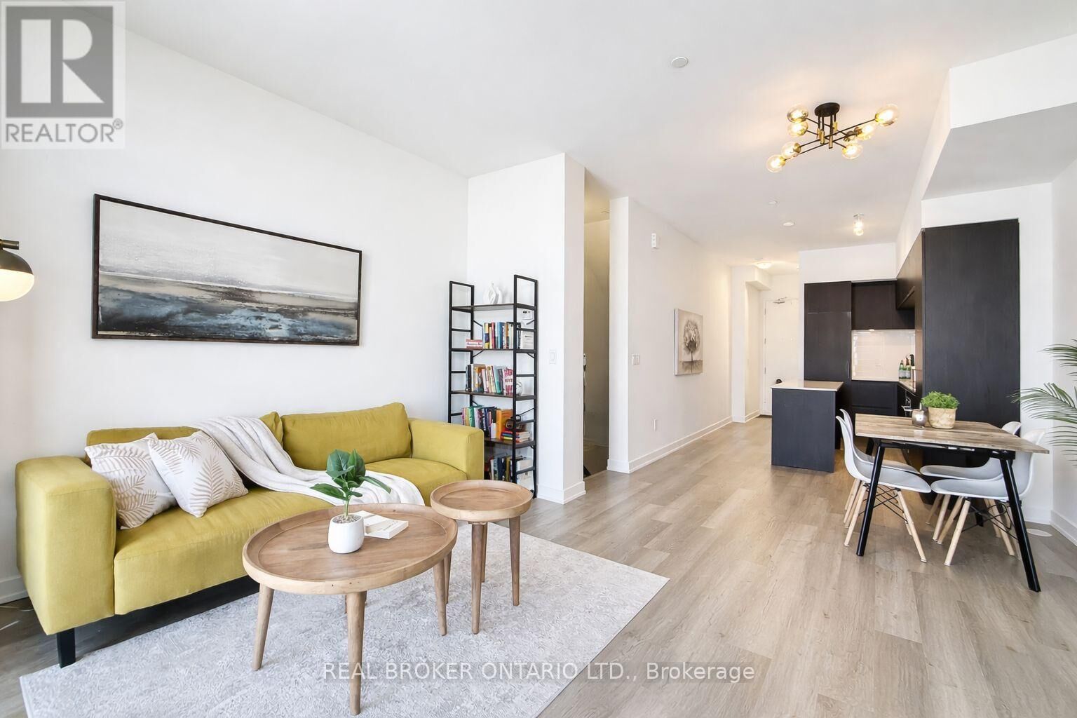 Property Photo:  11 Steckley House Lane 404  ON L4S 0N1 