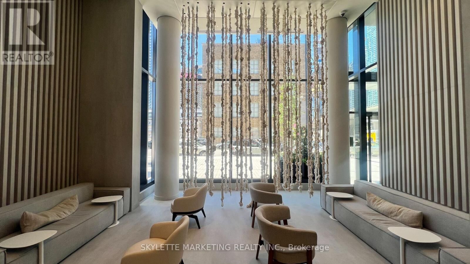 Property Photo:  55 Cooper Street 3308  ON M5E 0G1 