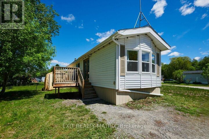 Property Photo: 1376 Tigerlily Private ON K0A 1V0