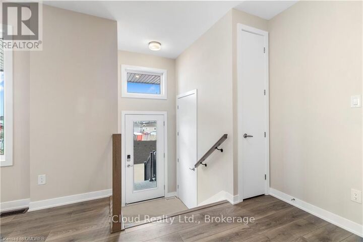 Property Photo:  318 Catsfoot Walk  ON K2J 7G9 