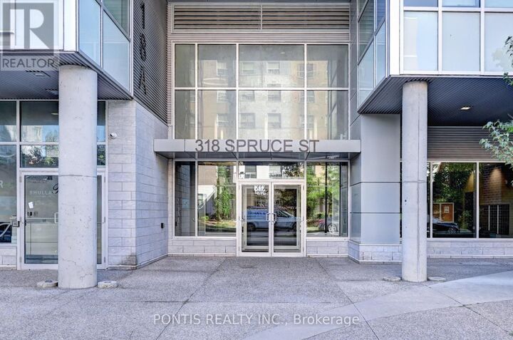 Property Photo:  318 Spruce Street West 1104  ON N2L 3M7 