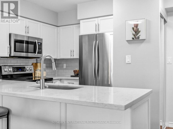 Property Photo: 225 Merton Street 307 ON M4S 3H1