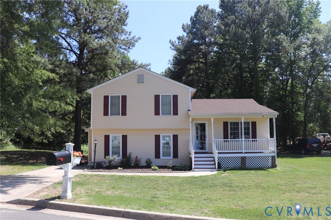 Property Photo:  6001 Yates Lane  VA 23223 