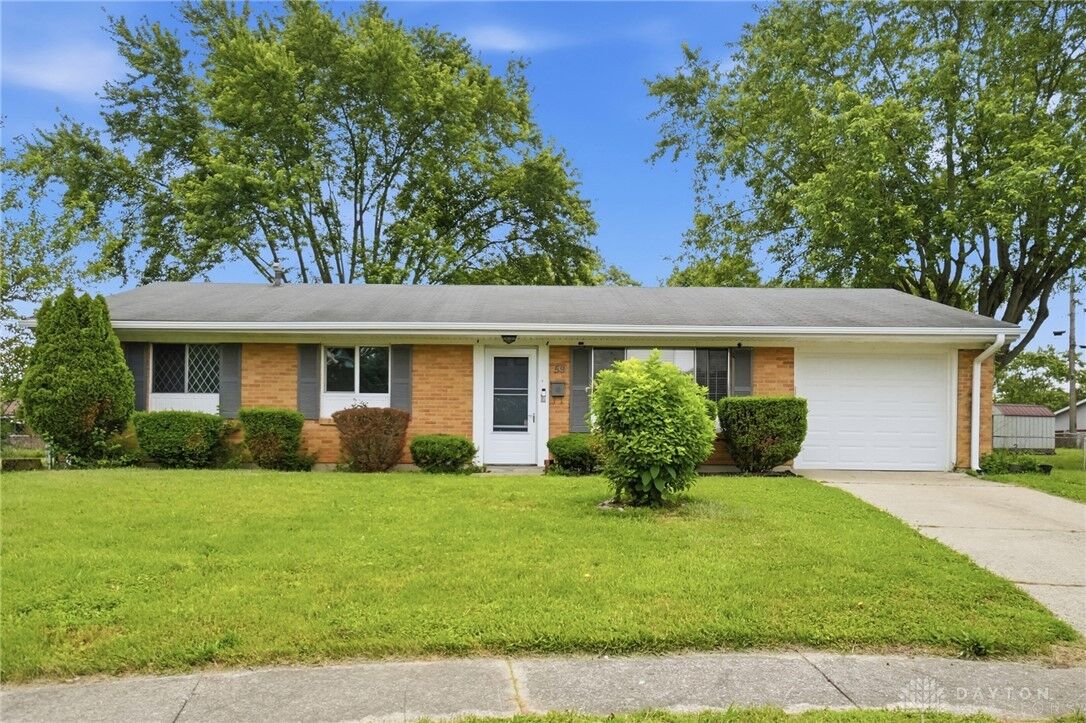 Property Photo:  59 Lee Court  OH 45324 