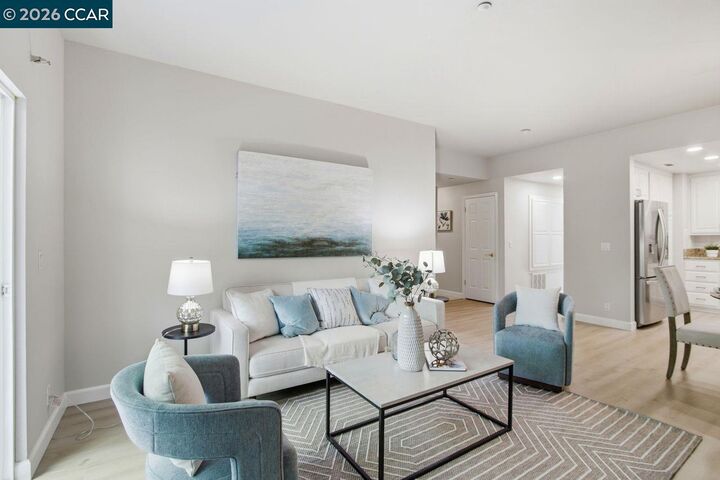 Property Photo: 295 Tradewinds 202 CA 95123