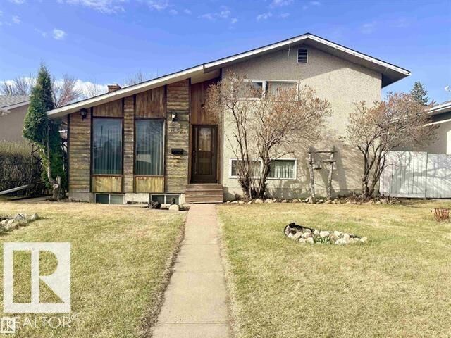 Property Photo:  16321 - 109A Ave NW  AB T5P 1C5 