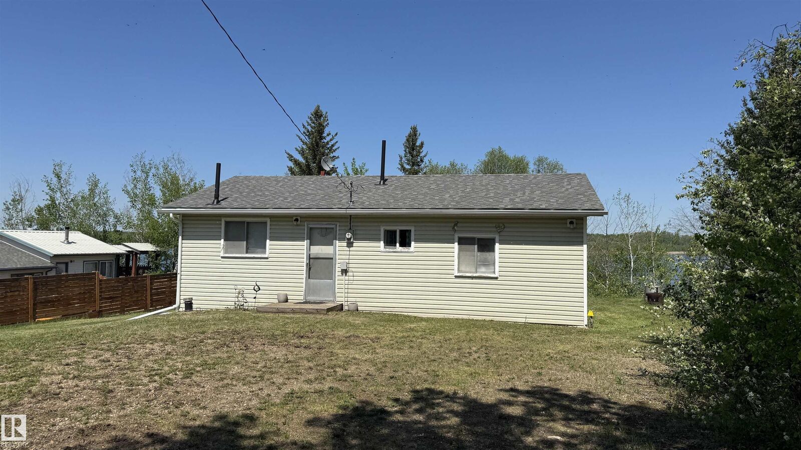 Property Photo: 322, 11121 Twp Road 595 AB T0A 0C0