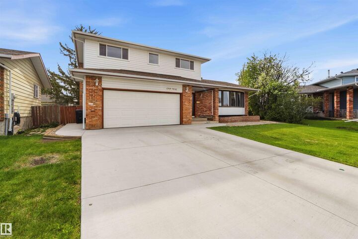 Property Photo: 17919 94 Avenue NW AB T5T 1Y3