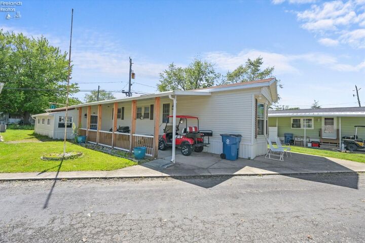 Property Photo:  8175 North Shore Boulevard 71  OH 43440 