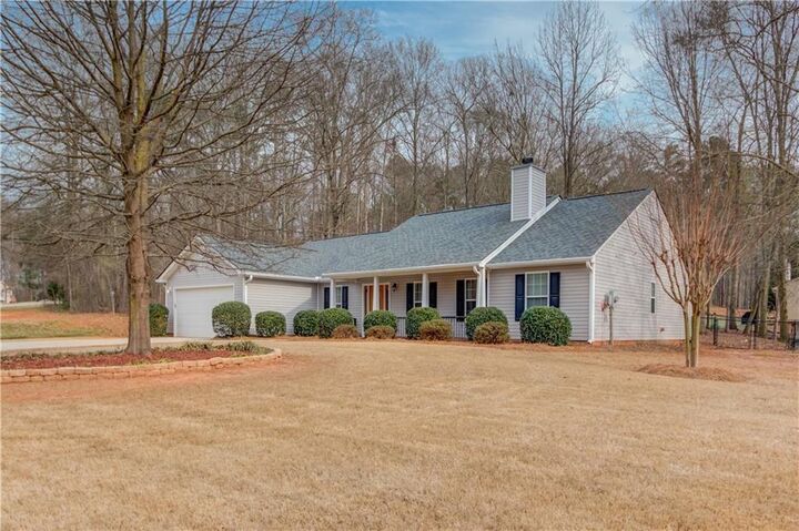 Property Photo: 1374 Lance Circle GA 30680