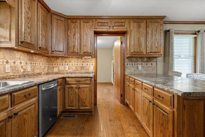 Property Photo:  2061 County Road 126  AL 35978 
