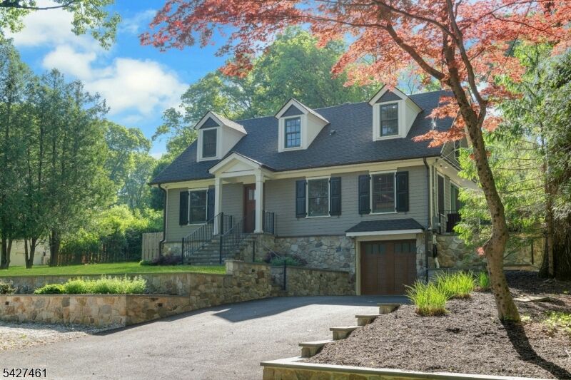 Property Photo:  4 Farview Ave  NJ 07869 