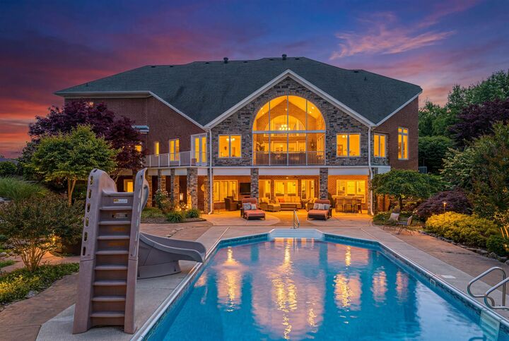 Property Photo:  8942 Alt US 41  KY 42420 