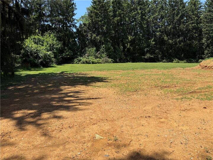 Property Photo:  1551 Kelchner Road  PA 18018 
