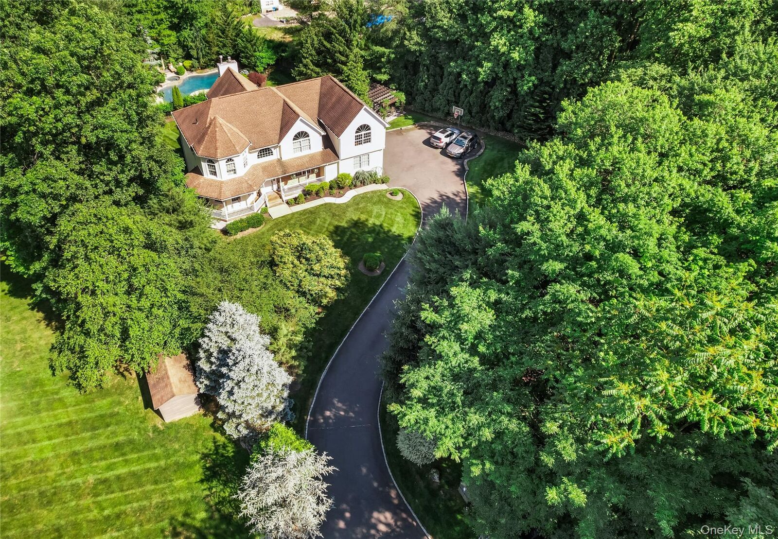 Property Photo:  9 Ronwood Road  NY 10977 