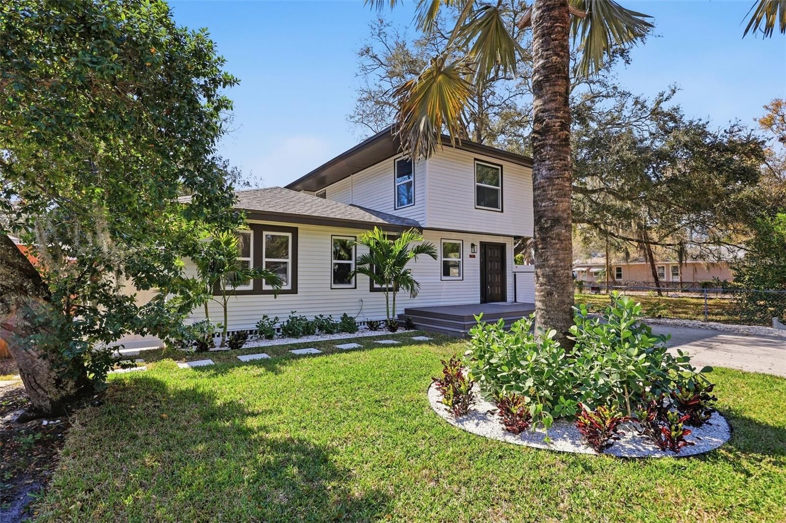 Property Photo: 727 16th Ave NW FL 33770