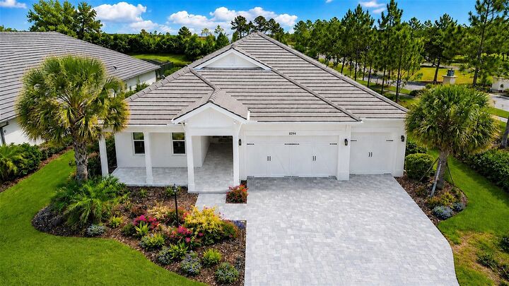 Property Photo: 8294 Grande Shores Drive FL 34240