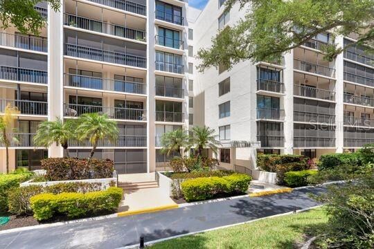 Property Photo:  220 Belleview Boulevard 203  FL 33756 